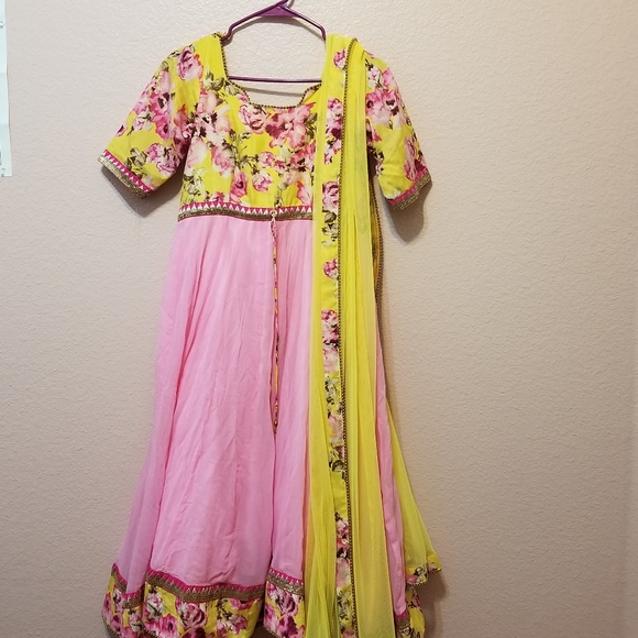 Indian anarkali salwar kameez - Picture 5 of 8